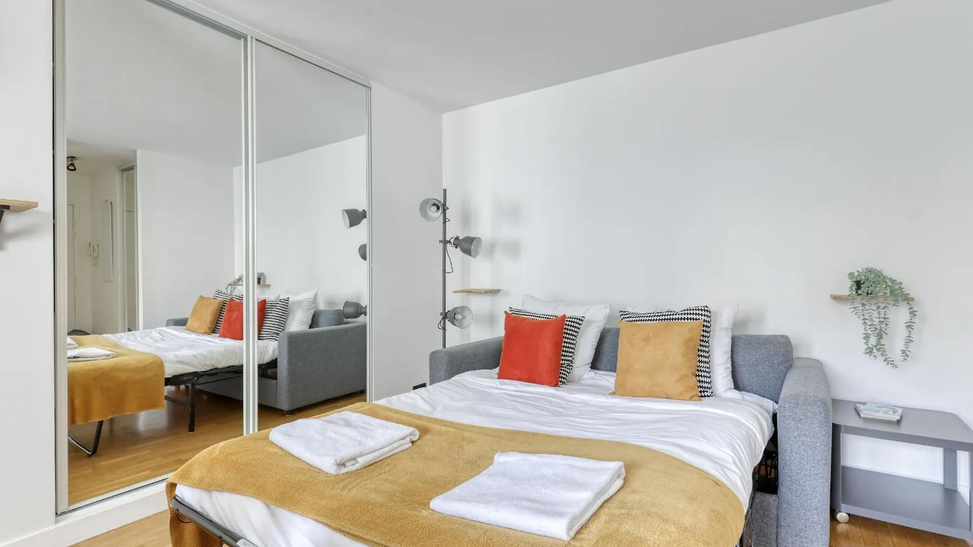 Perfect, And Quite 1 Bedroom Hq - 14 Paris